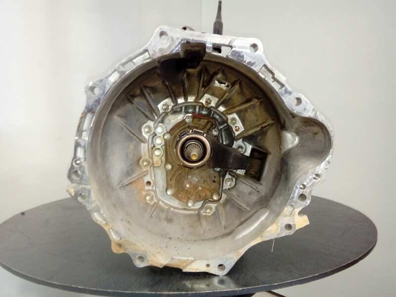 Recambio de caja cambios para toyota hilux (kun) 2.5 turbodiesel referencia OEM IAM 74RH908834  M1-A3-110