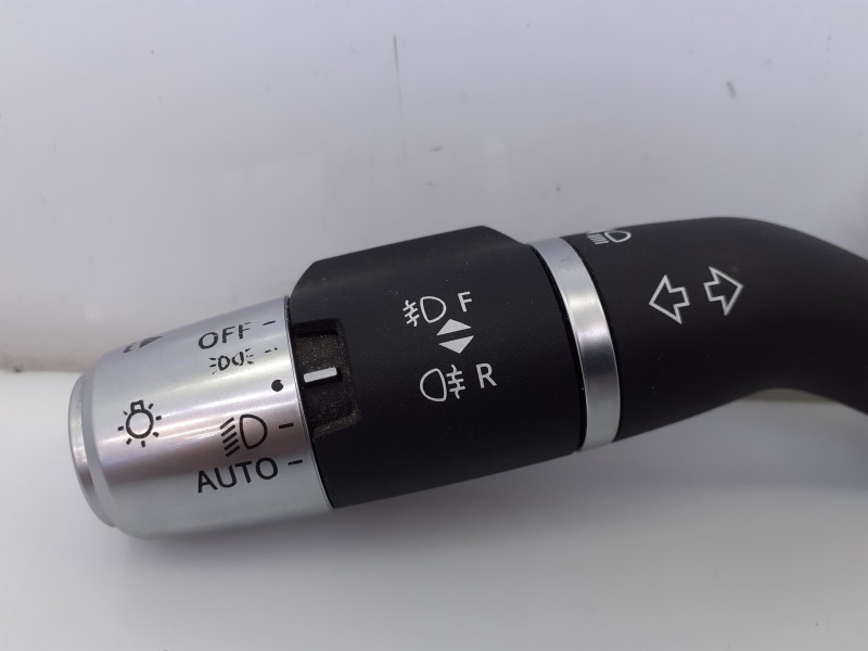 Recambio de mando intermitentes para land rover range rover evoque evoque referencia OEM IAM   E3-B3-18-3