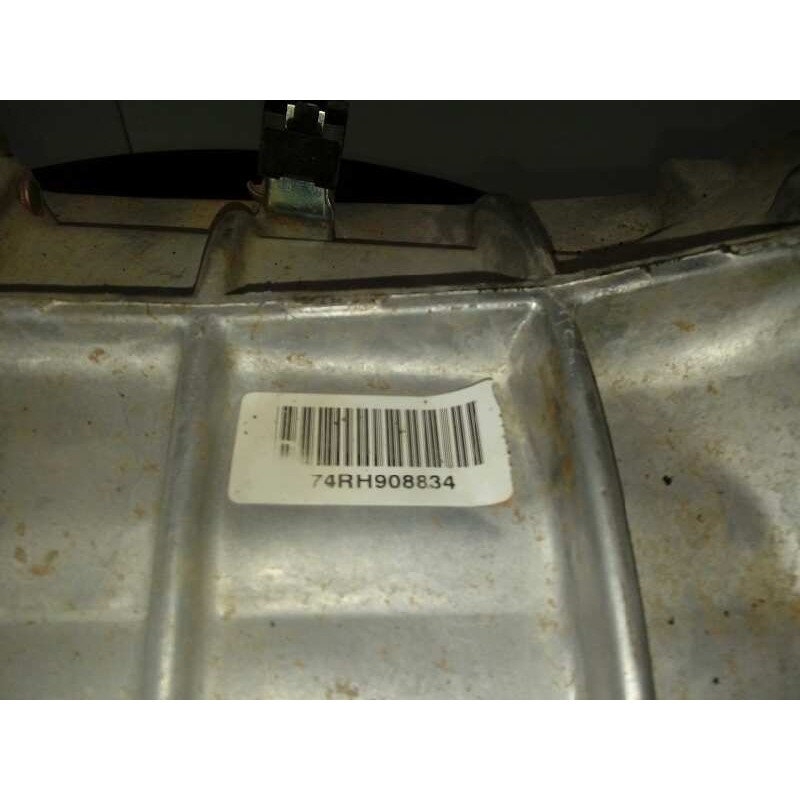 Recambio de caja cambios para toyota hilux (kun) 2.5 turbodiesel referencia OEM IAM 74RH908834  M1-A3-110