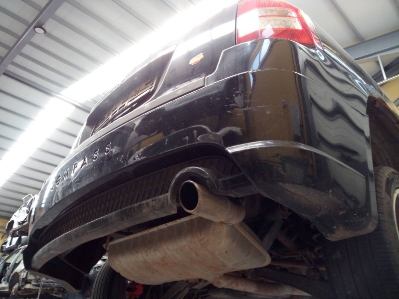 Recambio de paragolpes trasero para jeep compass limited referencia OEM IAM   