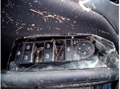 MANDO ELEVALUNAS DELANTERO IZQUIERDO 