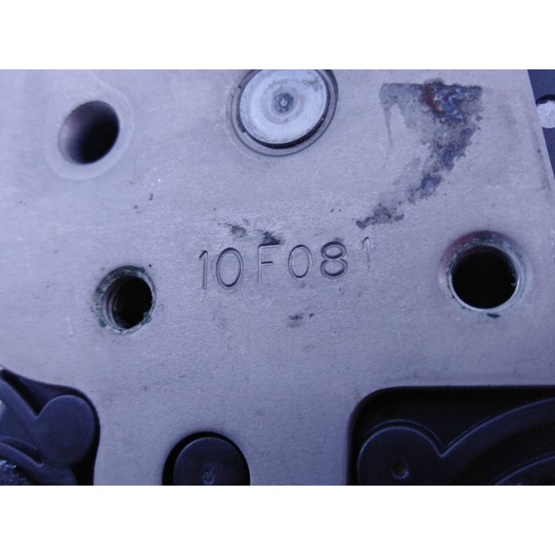 Recambio de cerradura puerta trasera izquierda para opel insignia berlina cosmo referencia OEM IAM 13503177 10F081 E2-B6-10-1