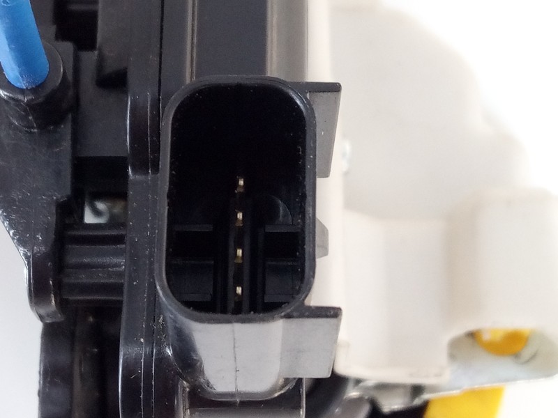 Recambio de cerradura puerta trasera izquierda para kia rio concept referencia OEM IAM   E2-B5-5-2