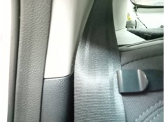 CINTURON SEGURIDAD TRASERO DERECHO 