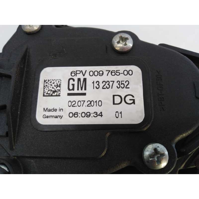 Recambio de pedal acelerador para opel insignia berlina cosmo referencia OEM IAM 13237252  E3-A5-28-1