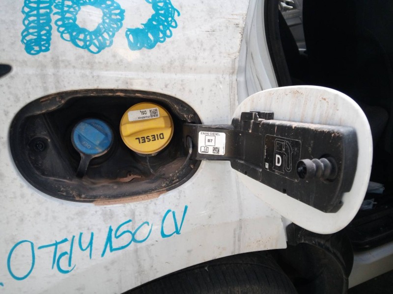 Recambio de tapa exterior combustible para land rover range rover evoque evoque referencia OEM IAM   