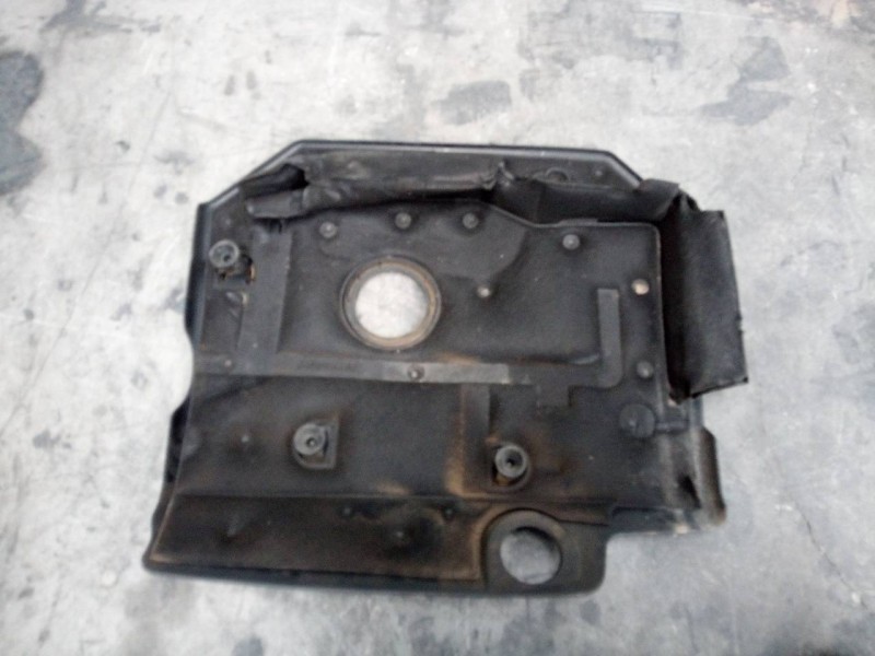 Recambio de tapa motor para jeep compass limited referencia OEM IAM   