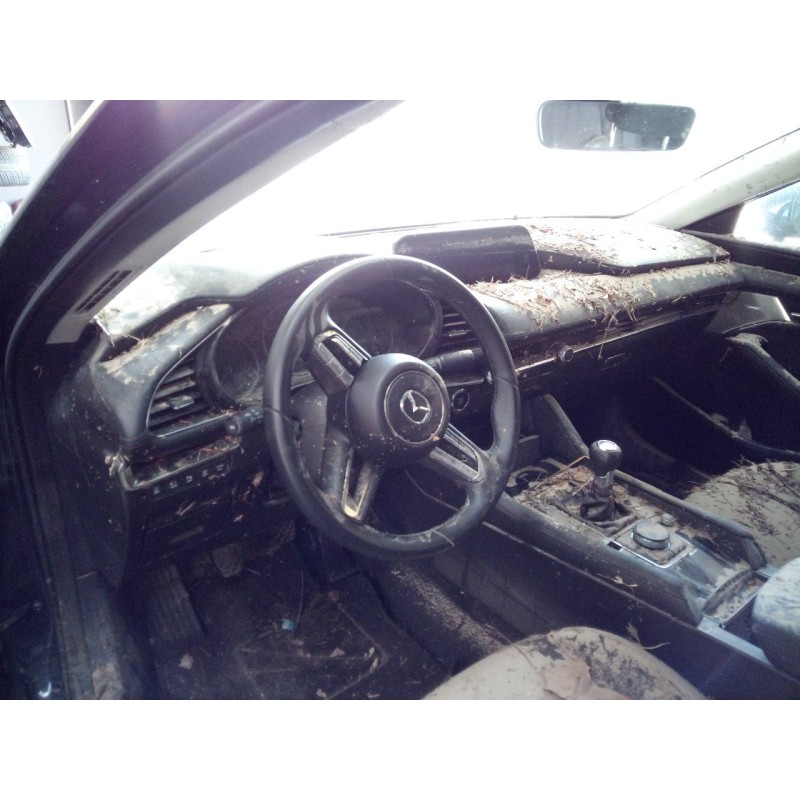 Recambio de salpicadero para mazda 3 sedán (bp) evolution-x referencia OEM IAM   