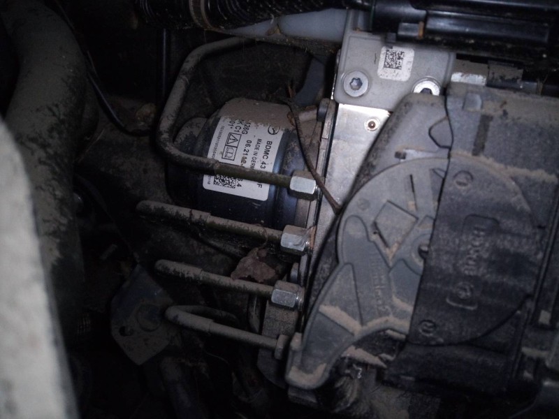 Recambio de abs para mazda 3 sedán (bp) evolution-x referencia OEM IAM BDMC439A0F  