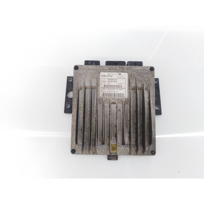 Recambio de centralita motor uce para renault clio iii business referencia OEM IAM 8200399038  E2-A1-28-7