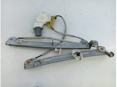 ELEVALUNAS DELANTERO DERECHO 05074820AA E1-B5-52-2