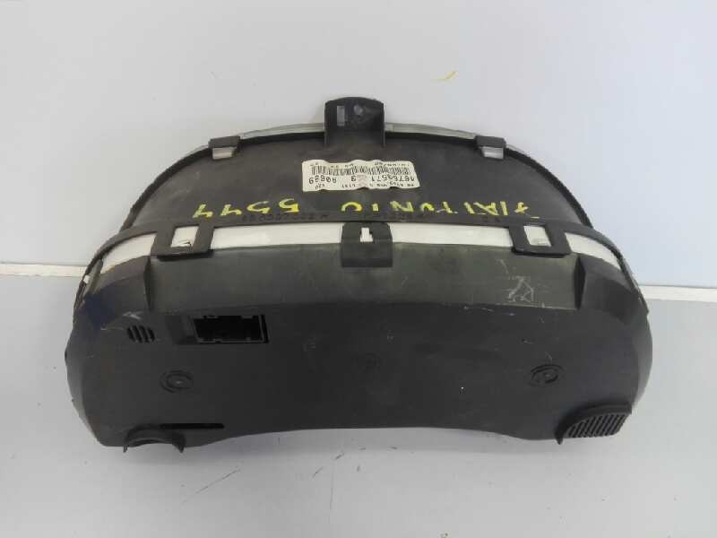 Recambio de cuadro instrumentos para fiat punto berlina (188) 1.2 8v referencia OEM IAM 46753571390689  E2-B2-4-2