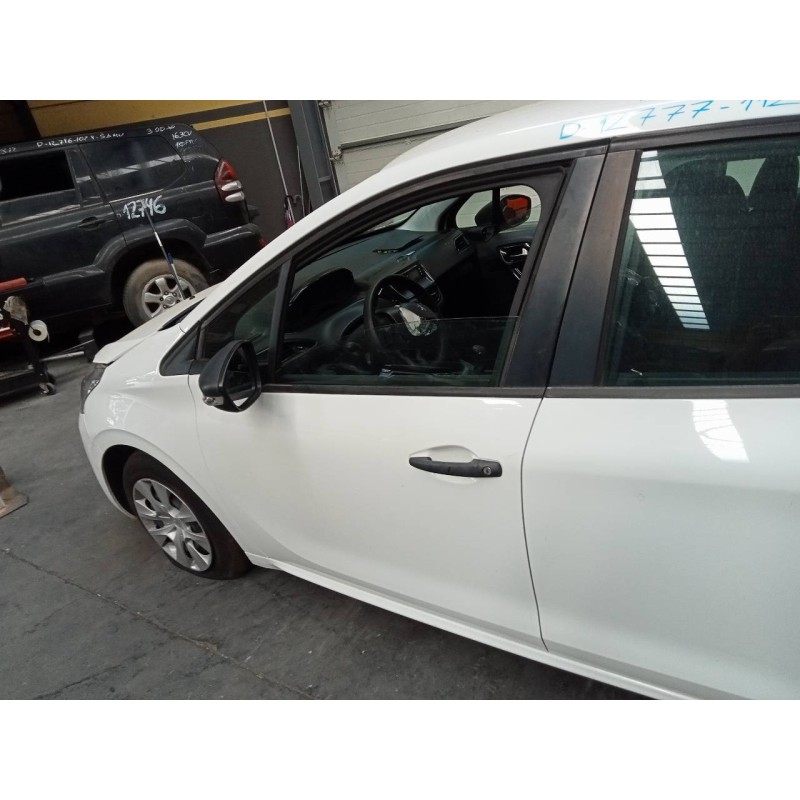 Recambio de puerta delantera izquierda para peugeot 208 active referencia OEM IAM   