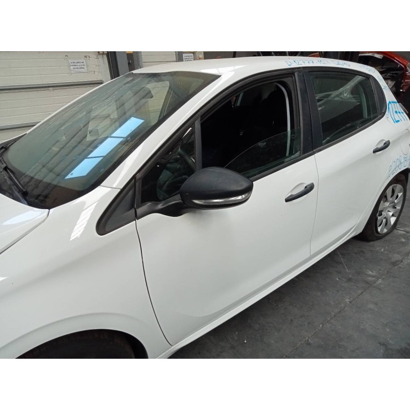 Recambio de puerta delantera izquierda para peugeot 208 active referencia OEM IAM   