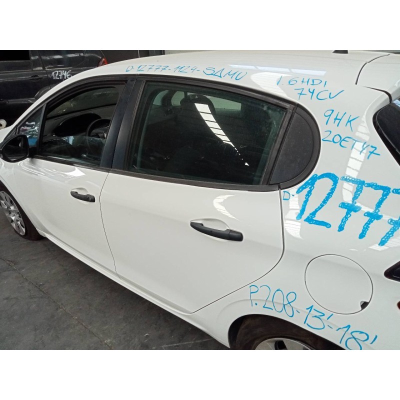 Recambio de puerta trasera izquierda para peugeot 208 active referencia OEM IAM   