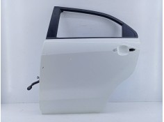 PUERTA TRASERA IZQUIERDA E4-B3-4