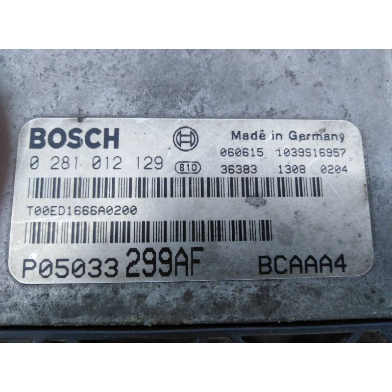 Recambio de centralita motor uce para dodge caliber se referencia OEM IAM P05033299AF 0281012129 E3-B6-4-2