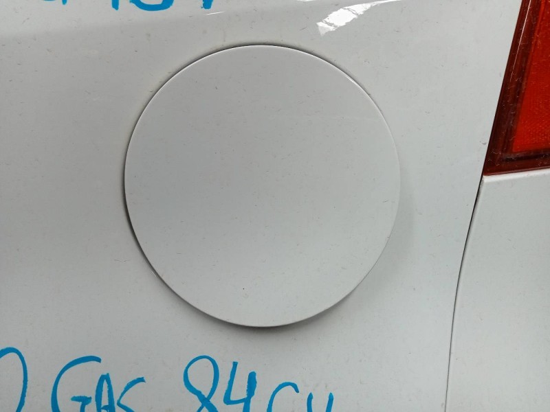 Recambio de tapa exterior combustible para kia rio concept referencia OEM IAM   