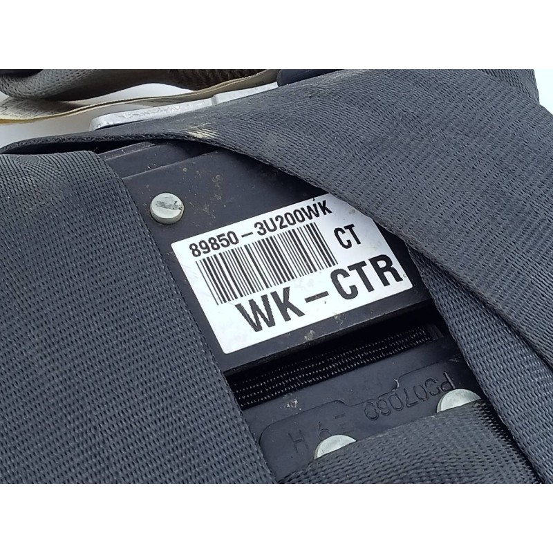 Recambio de cinturon seguridad trasero central para kia sportage vision 2wd referencia OEM IAM 898503U200WK  E2-B5-54-2