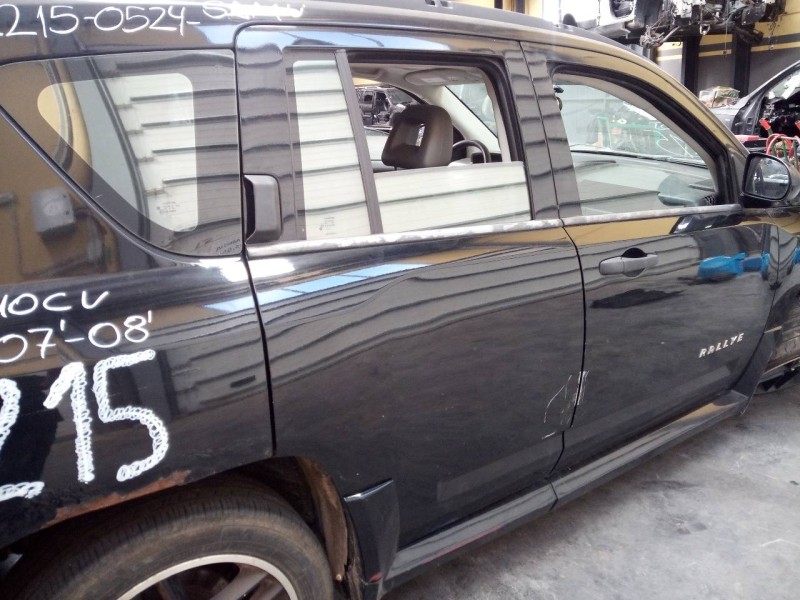 Recambio de puerta trasera derecha para jeep compass limited referencia OEM IAM   