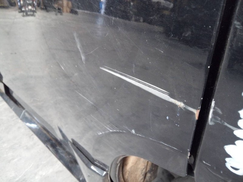 Recambio de puerta trasera izquierda para jeep compass limited referencia OEM IAM   