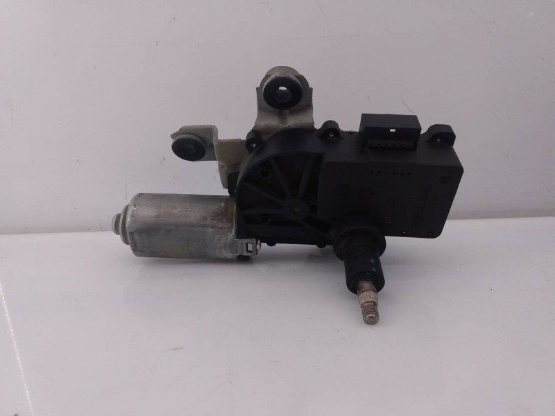 Recambio de motor limpia trasero para chevrolet captiva 2.0 vcdi lt referencia OEM IAM 96627058  E2-B6-4-2