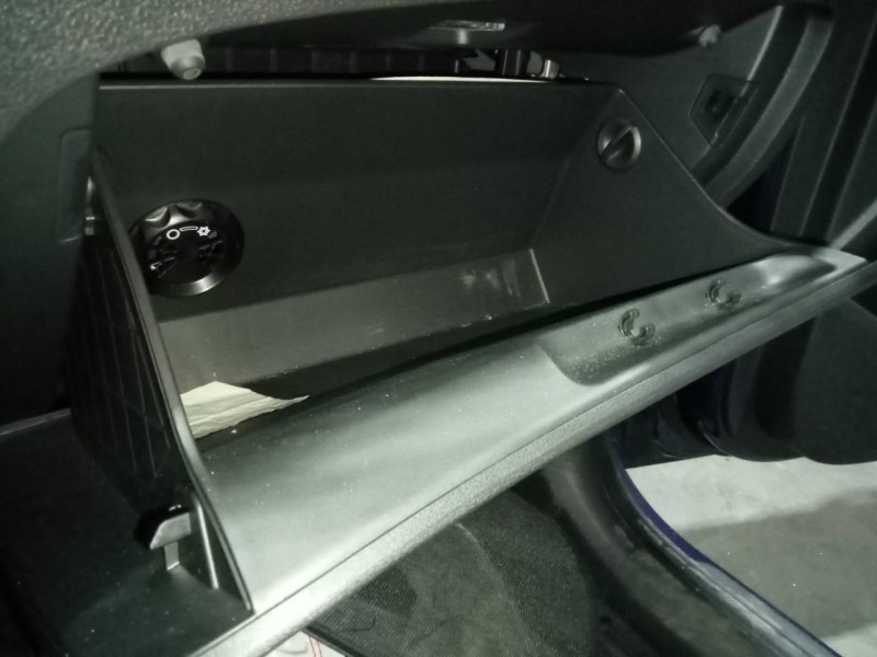 Recambio de guantera para hyundai tucson essence 2wd referencia OEM IAM   