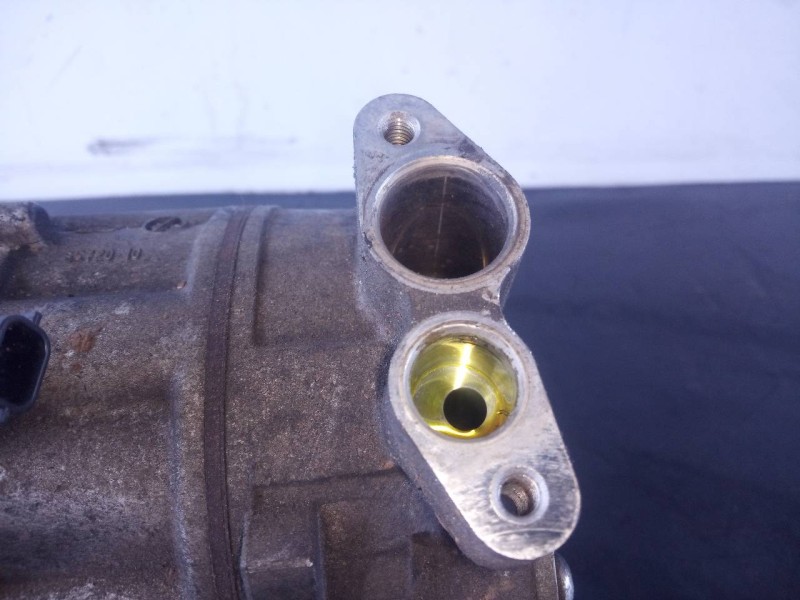 Recambio de compresor aire acondicionado para dacia logan ii ambiance referencia OEM IAM 926006775R 4064906865 P3-B2-2-1