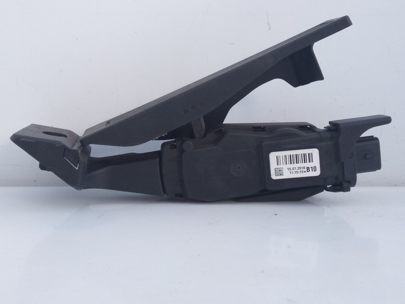 Recambio de pedal acelerador para hyundai tucson essence 2wd referencia OEM IAM 32414400  E3-A3-45-2
