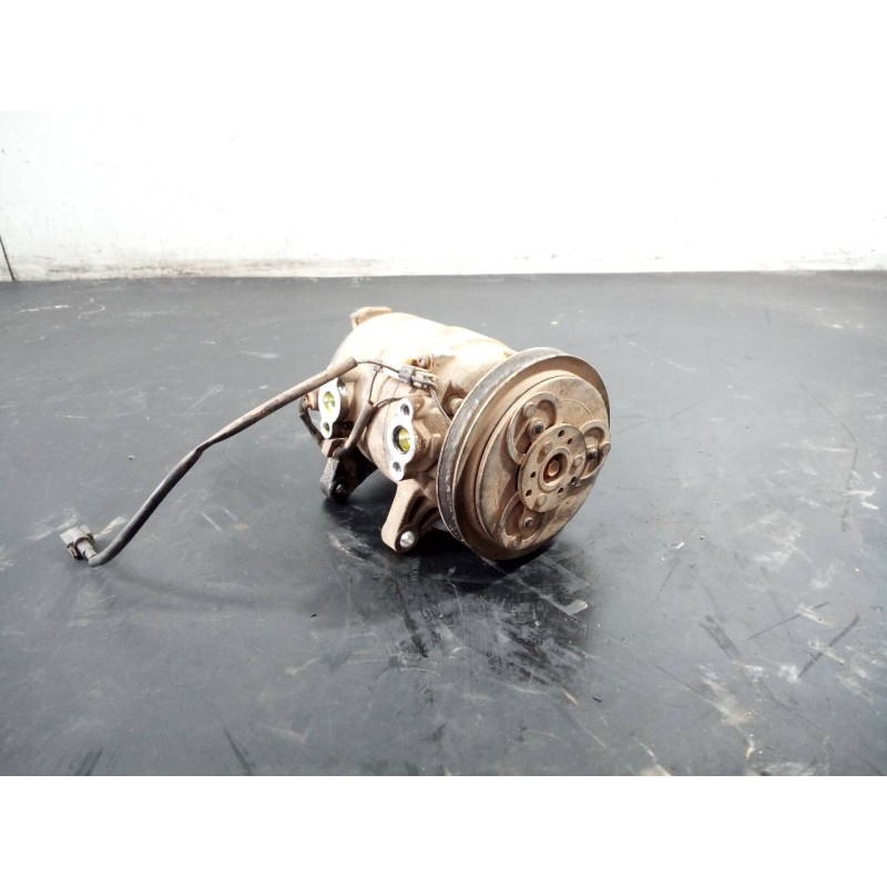 Recambio de compresor aire acondicionado para nissan terrano/terrano.ii (r20) referencia OEM IAM 926000F001 6716019885 P3-B2-14-