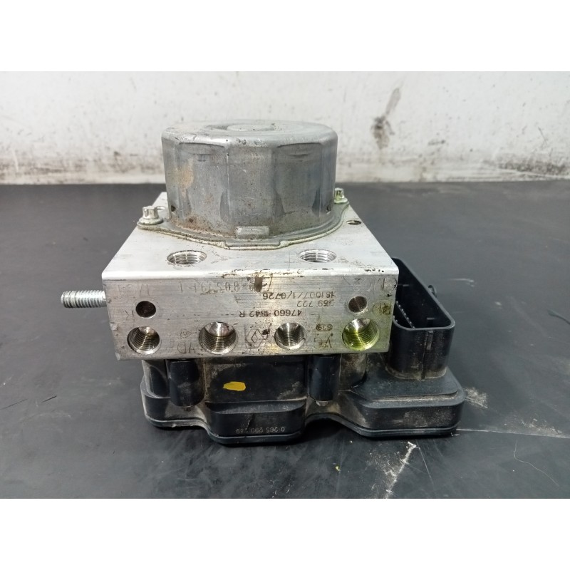 Recambio de abs para renault clio iv limited referencia OEM IAM 476601842R  P3-A8-19-5