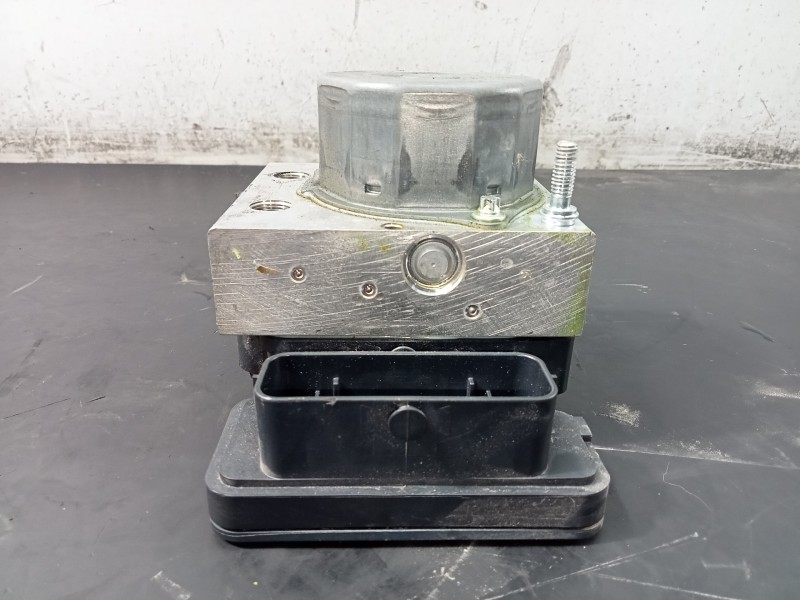 Recambio de abs para renault clio iv limited referencia OEM IAM 476601842R  P3-A8-19-5