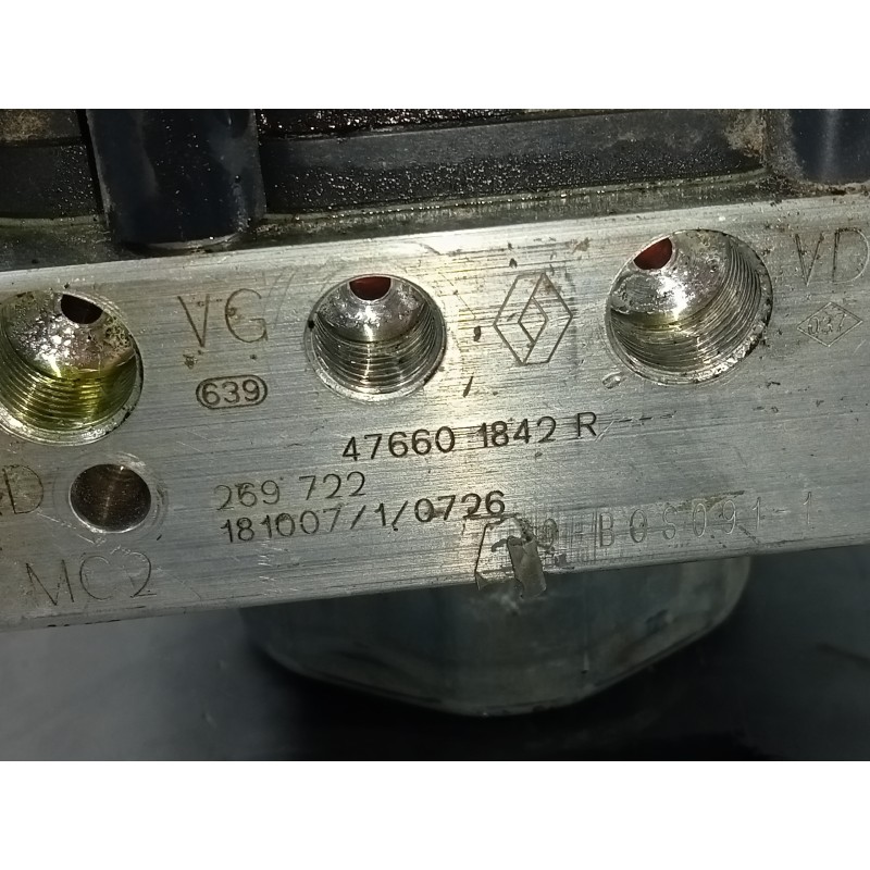 Recambio de abs para renault clio iv limited referencia OEM IAM 476601842R  P3-A8-19-5