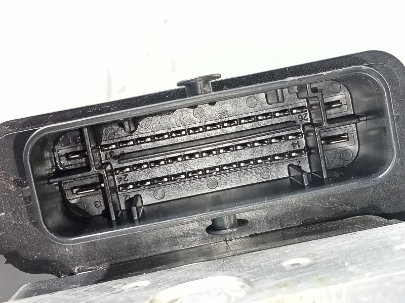 Recambio de abs para renault clio iv limited referencia OEM IAM 476601842R  P3-A8-19-5