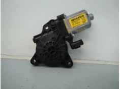 Recambio de motor elevalunas delantero derecho para hyundai tucson essence bluedrive 2wd referencia OEM IAM 8246D7000  