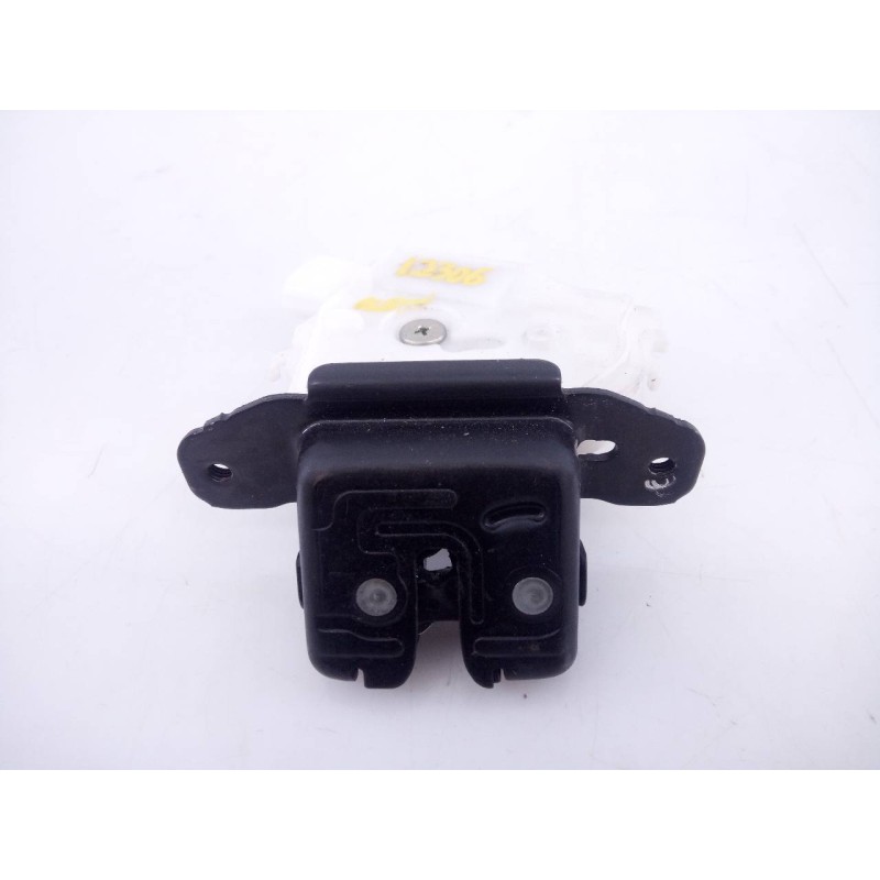 Recambio de cerradura maletero / porton para toyota auris active referencia OEM IAM   E2-B4-60-1