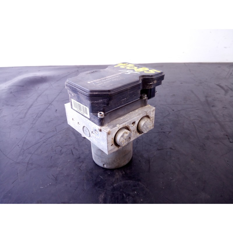 Recambio de abs para ssangyong korando limited plus 4x4 referencia OEM IAM 4892034300 5WY7F953 P3-A8-18-4