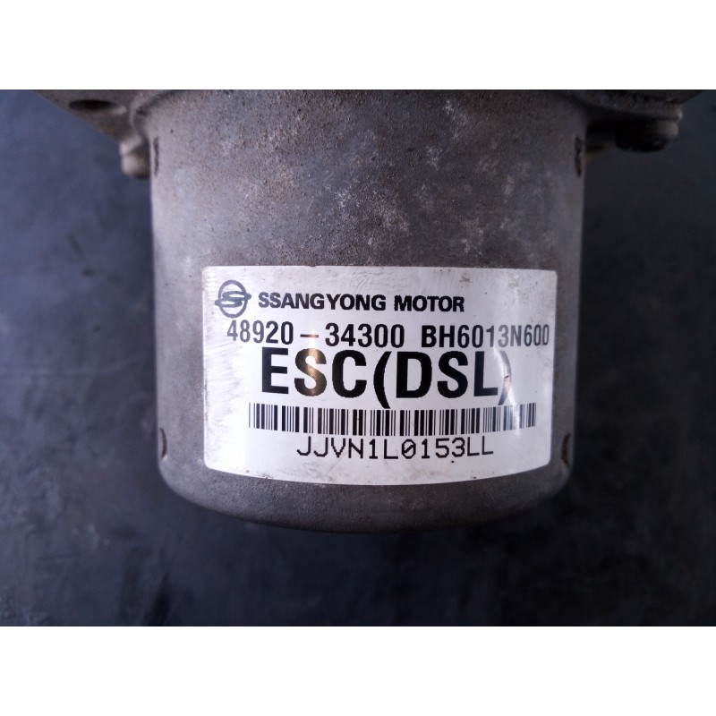Recambio de abs para ssangyong korando limited plus 4x4 referencia OEM IAM 4892034300 5WY7F953 P3-A8-18-4