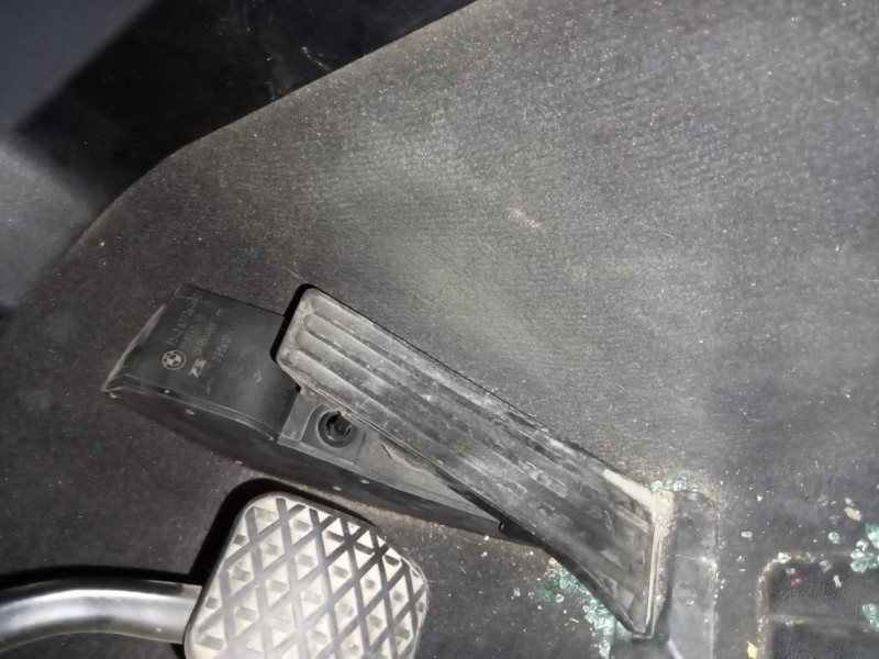 Recambio de pedal acelerador para bmw serie 3 coupe (e92) e92 coupé 320d referencia OEM IAM 25916010  