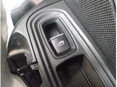 MANDO ELEVALUNAS DELANTERO DERECHO 