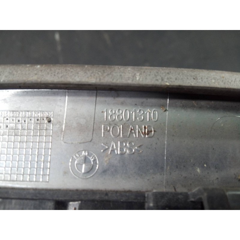 Recambio de rejilla delantera para bmw serie 3 lim. (f30) 320d referencia OEM IAM 18801310  P2-A2-23