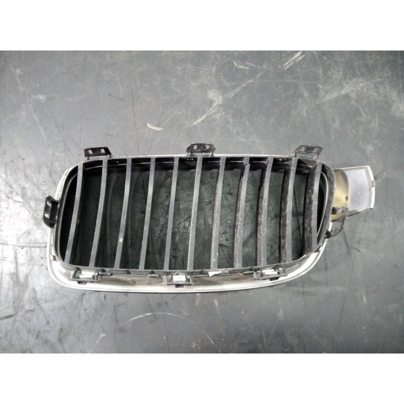 Recambio de rejilla delantera para bmw serie 3 lim. (f30) 320d referencia OEM IAM 18801310  P2-A2-23