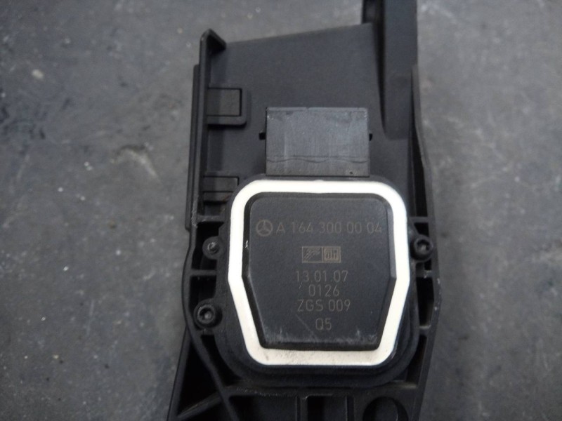 Recambio de pedal acelerador para mercedes-benz clase m (w164) 320 / 350 cdi (164.122) referencia OEM IAM A1643000004  