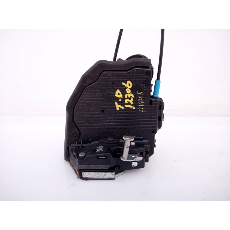 Recambio de cerradura puerta trasera derecha para toyota auris active referencia OEM IAM   E2-B4-61-1