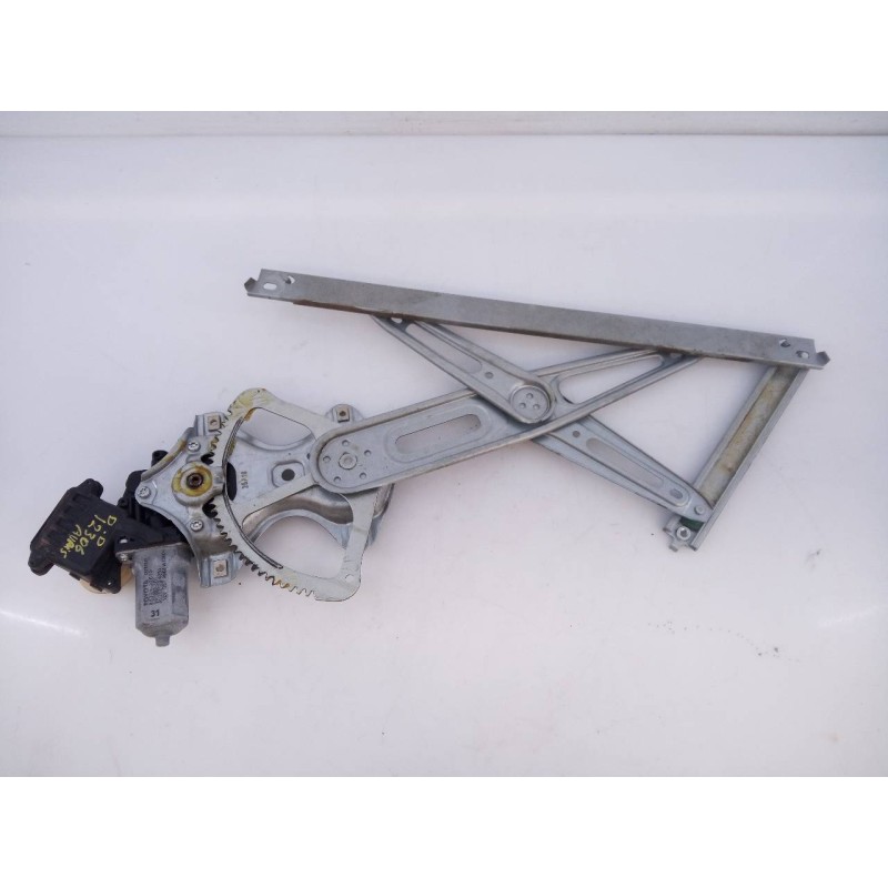 Recambio de elevalunas delantero derecho para toyota auris active referencia OEM IAM 85710220E 8570102010 E2-B4-40-1