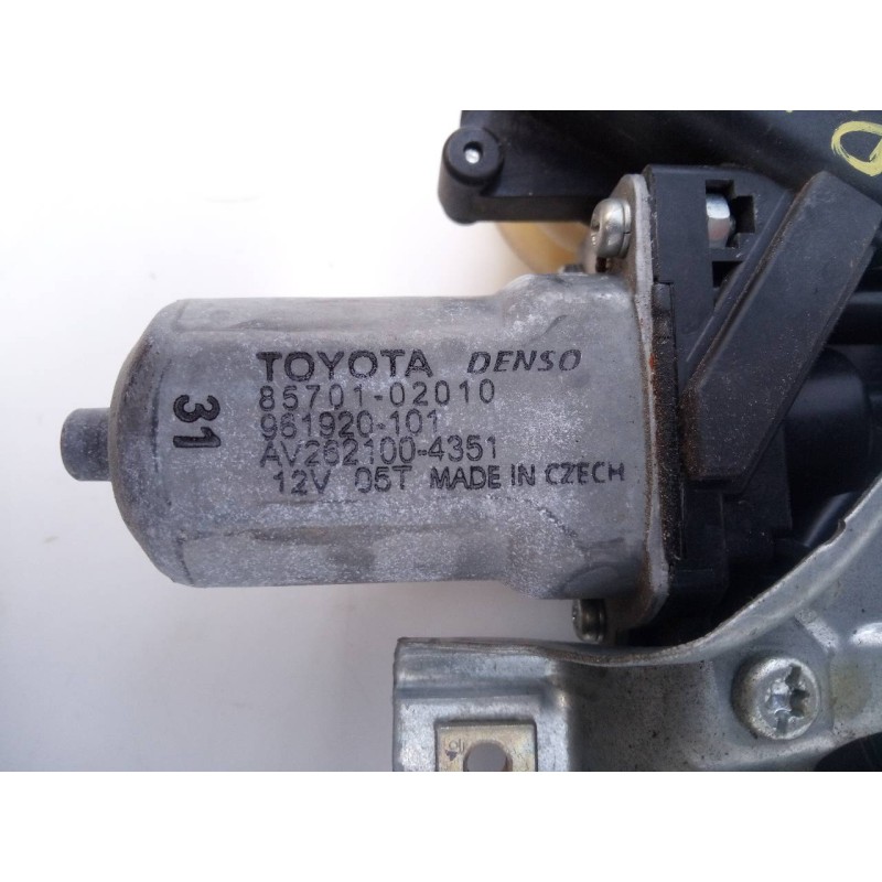 Recambio de elevalunas delantero derecho para toyota auris active referencia OEM IAM 85710220E 8570102010 E2-B4-40-1