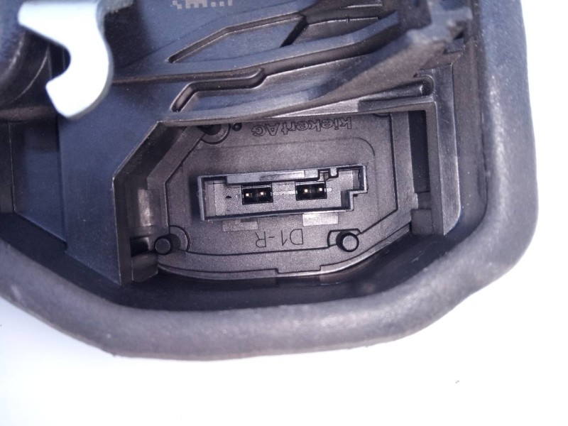 Recambio de cerradura puerta trasera derecha para bmw serie 1 lim. (f20) 118d referencia OEM IAM   E1-A3-8-1