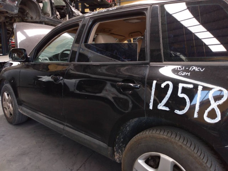 Recambio de puerta trasera izquierda para volkswagen touareg (7la) tdi r5 referencia OEM IAM   