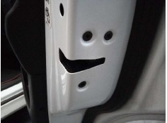 CERRADURA PUERTA TRASERA DERECHA E2-B3-55-1