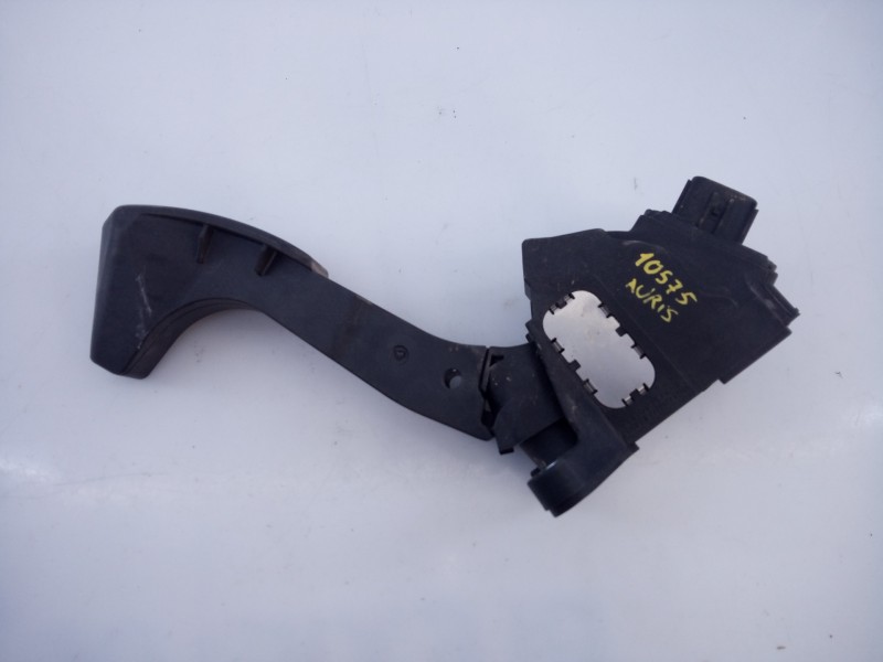 Recambio de pedal acelerador para toyota auris hybrid active referencia OEM IAM 7811002120 15049A E3-B2-44-1